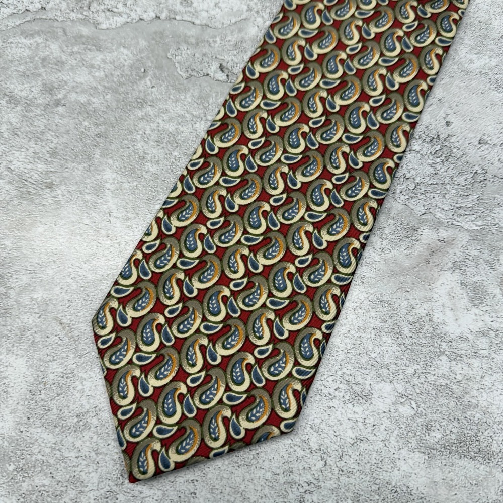 BOSS Hugo Boss 100% Silk‎ Tie Mens One Size Red Paisley Made In Italy Necktie